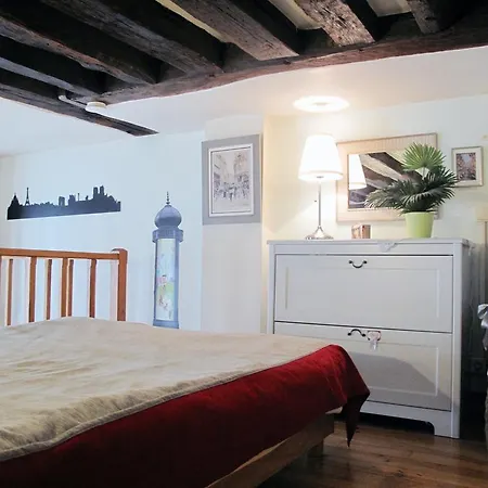 Appartement Studio Montorgueil St Sauveur *